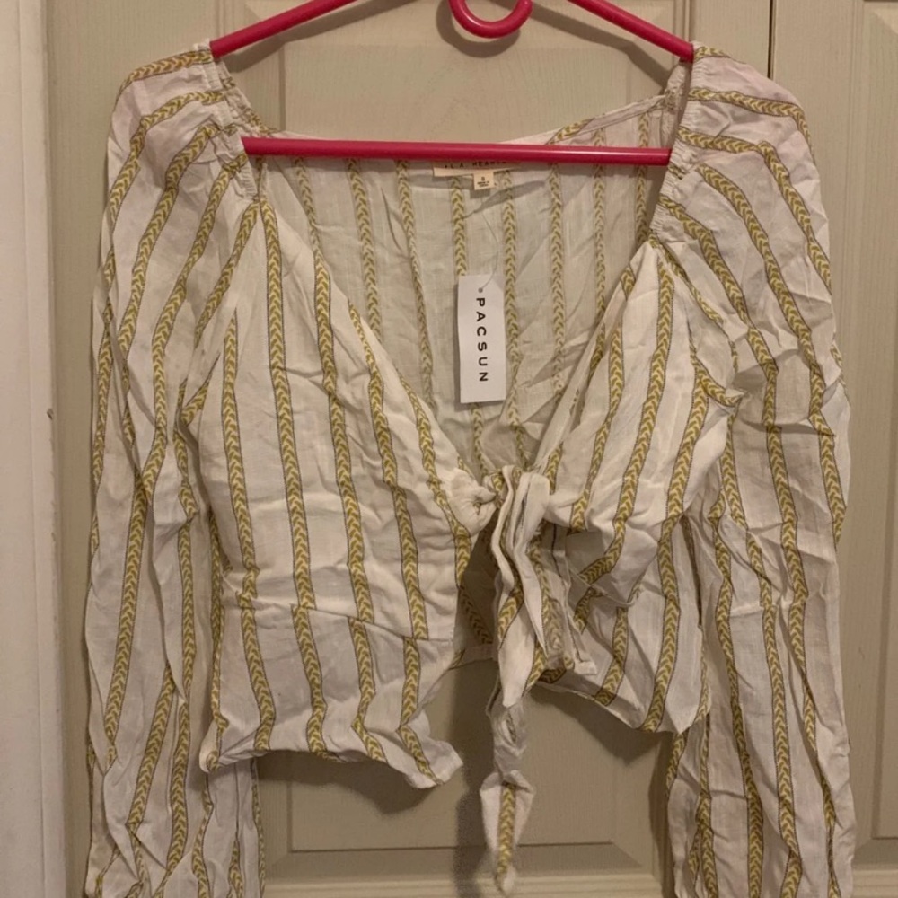 Cute blouse